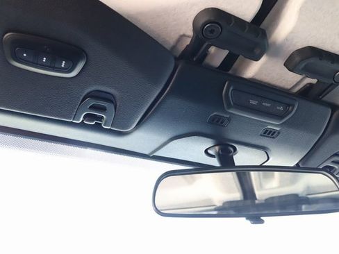 Used 2023 Jeep Gladiator Sport image 35