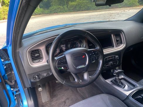 Used 2019 Dodge Charger SXT w/ Blacktop Package RWD image 13