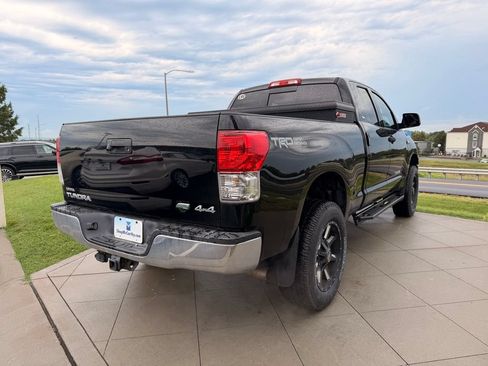Used 2013 Toyota Tundra 4x4 Double Cab w/ TRD Off-Road Pkg image 9