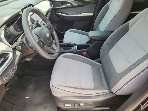 Used 2021 Chevrolet TrailBlazer LT FWD image 18