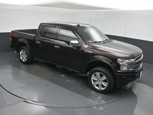 Used 2018 Ford F150 Platinum w/ Equipment Group 701A Luxury AWD/4WD image 35