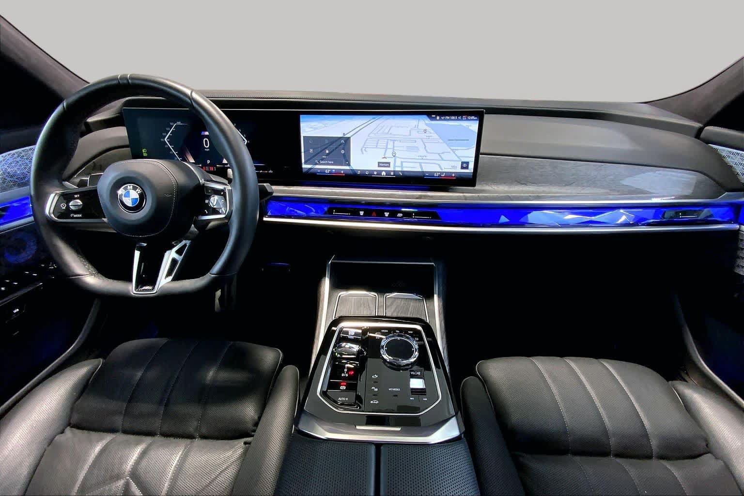 Used 2023 BMW 760i xDrive w/ Luxury Rear Seating Package AWD/4WD image 15
