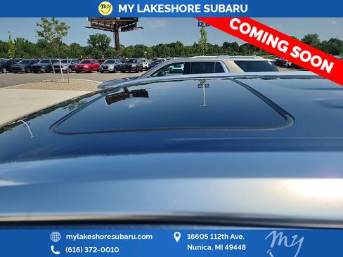 Used 2017 Toyota Highlander XLE AWD/4WD image 11