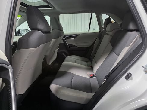 Used 2024 Toyota RAV4 XLE w/ Convenience Package AWD/4WD image 11