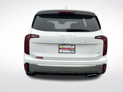 New 2025 Kia Telluride S