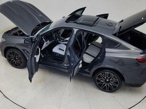 Used 2023 BMW X6 M Base w/ Competition Package image 89