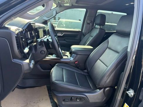 Certified 2025 GMC Sierra 1500 SLT w/ SLT Premium Plus Package AWD/4WD image 12