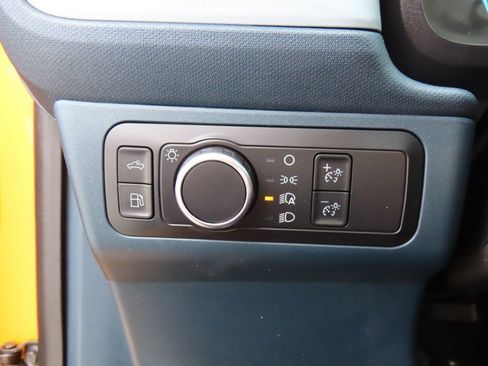 Used 2022 Ford Maverick Lariat w/ Lariat Luxury Package image 26