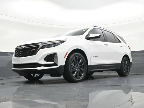 Used 2023 Chevrolet Equinox RS FWD image 26