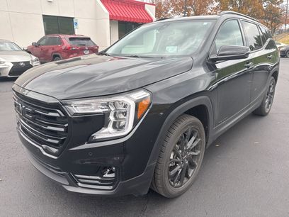 Used 2024 GMC Terrain SLT w/ Tech Package