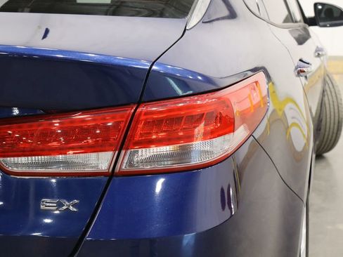 Used 2018 Kia Optima EX image 42