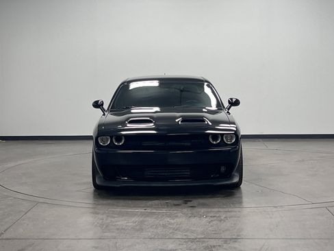 Used 2022 Dodge Challenger SRT Hellcat Redeye image 3