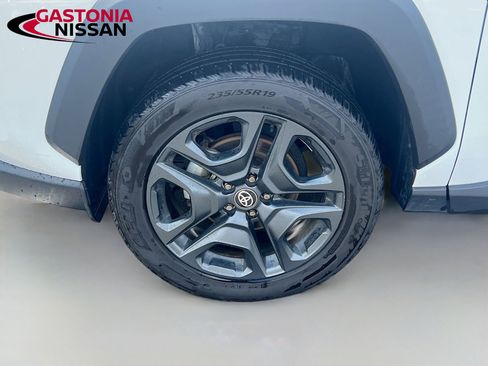 Used 2024 Toyota RAV4 Adventure image 39