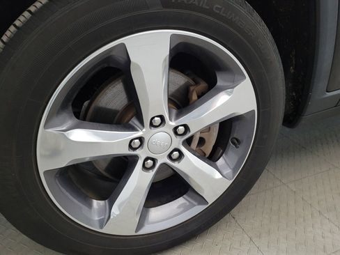 Used 2021 Jeep Grand Cherokee L Limited image 31