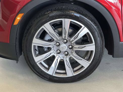 Used 2023 Cadillac XT4 Premium Luxury AWD/4WD image 7