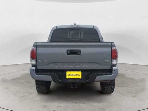 Used 2021 Toyota Tacoma Limited AWD/4WD image 4