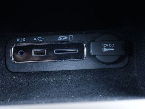 Used 2015 Jeep Grand Cherokee Limited w/ Luxury Group II image 20