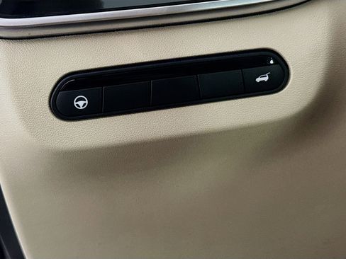 Used 2023 INFINITI QX60 Luxe image 17