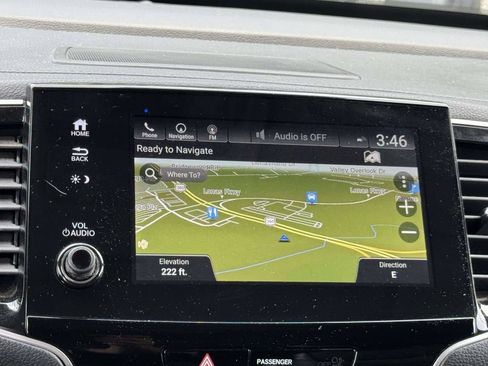 Used 2019 Honda Pilot Touring image 4