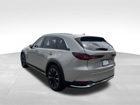 Certified 2024 MAZDA CX-90 Plug-In Hybrid w/ Premium Plus AWD/4WD image 4