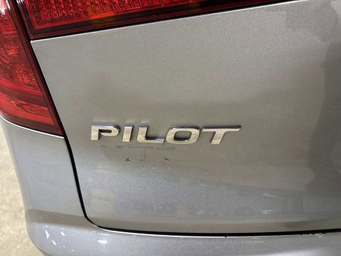 Used 2016 Honda Pilot Touring image 28