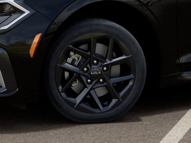 New 2027 Kia K5 LXS FWD image 9