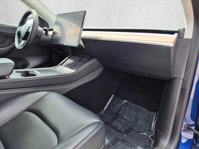 Used 2022 Tesla Model Y Long Range AWD/4WD image 21