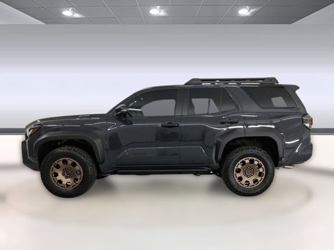 Used 2025 Toyota 4Runner Trailhunter image 2