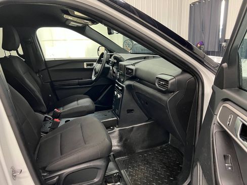 Used 2020 Ford Explorer 4WD Police Interceptor image 11