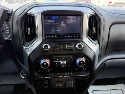 Used 2022 GMC Sierra 2500 SLE image 28