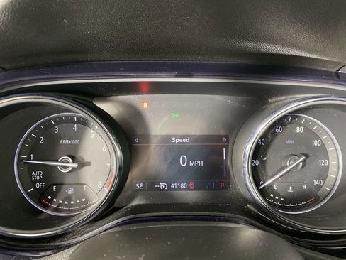 Used 2021 Buick Encore GX Preferred w/ Cold Weather Comfort Package image 15