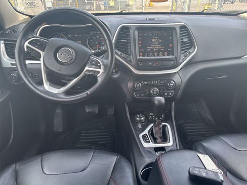 Used 2016 Jeep Cherokee Trailhawk w/ Comfort/Convenience Group AWD/4WD image 7