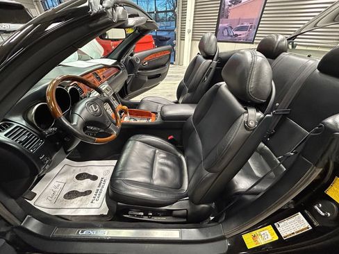 Used 2007 Lexus SC 430 Convertible RWD image 41