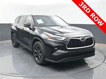 Used 2023 Toyota Highlander L