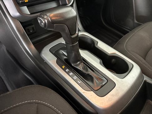 Used 2021 Chevrolet Colorado LT w/ Fleet Safety Package RWD image 20
