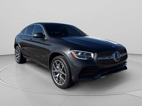 Used 2020 Mercedes-Benz GLC 300 4MATIC Coupe image 7
