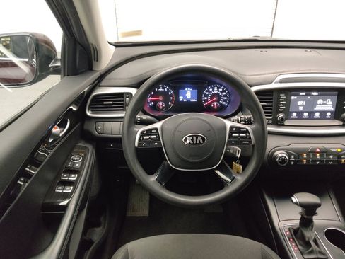 Used 2020 Kia Sorento AWD V6 image 22