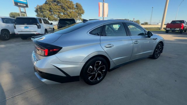 Used 2025 Hyundai Sonata SEL FWD image 8