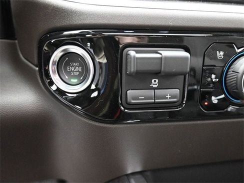 New 2026 Chevrolet Silverado 1500 LTZ w/ LTZ Premium Package image 30