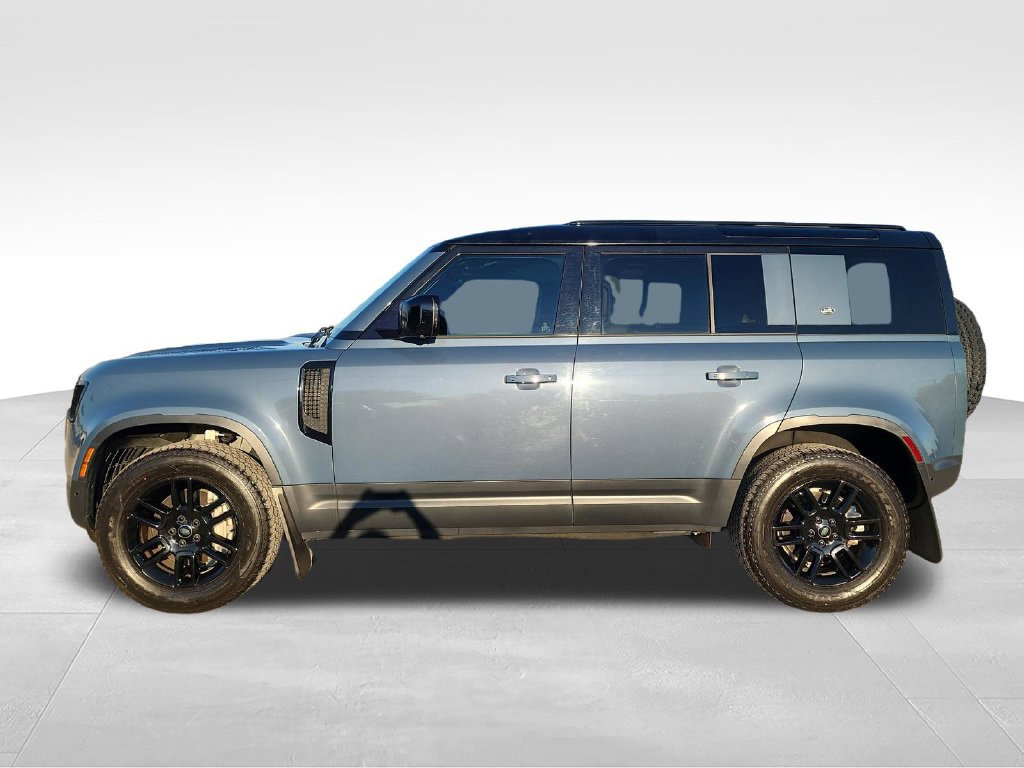 Used 2024 Land Rover Defender 110 S AWD/4WD image 4