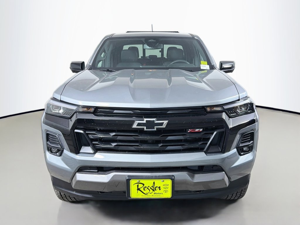 New 2026 Chevrolet Colorado Z71 w/ Midnight Edition AWD/4WD image 2