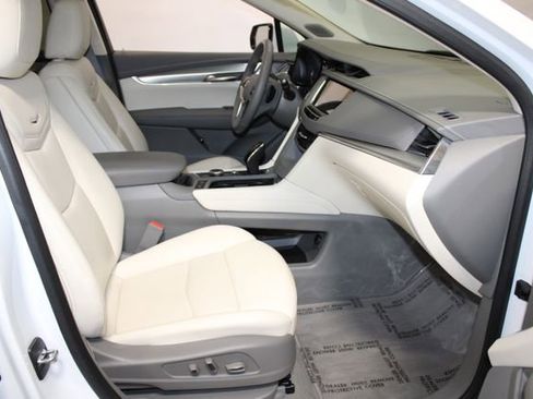 Certified 2023 Cadillac XT5 Premium Luxury AWD/4WD image 14