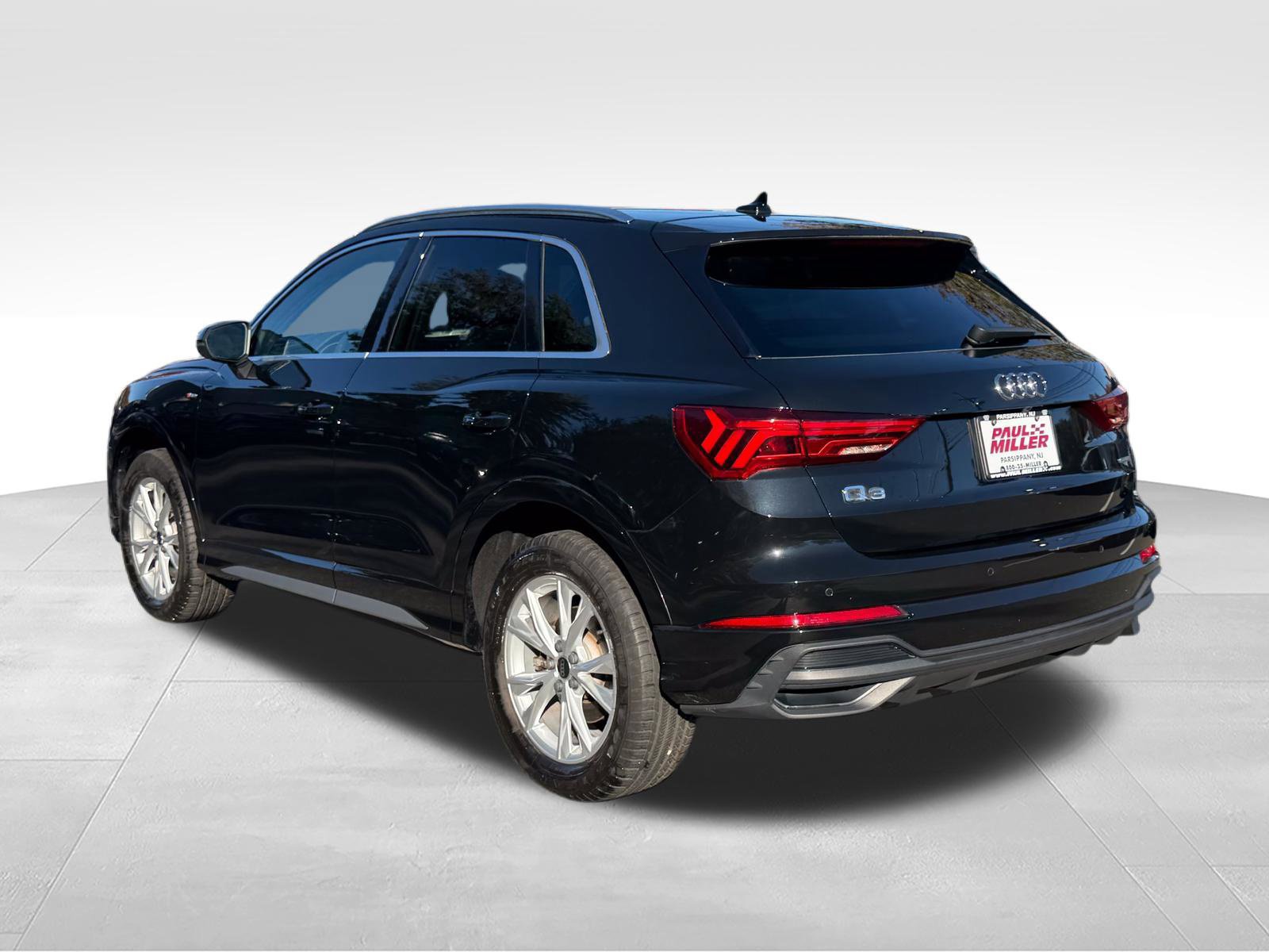 Used 2024 Audi Q3 2.0T Premium AWD/4WD image 5