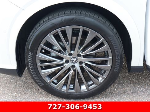 Used 2023 Lexus RX 350 FWD w/ Accessory Package image 14