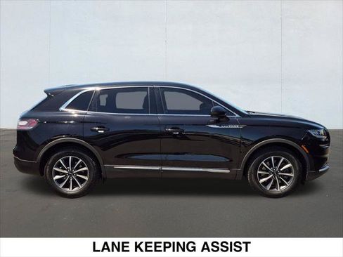 Certified 2022 Lincoln Nautilus FWD image 6