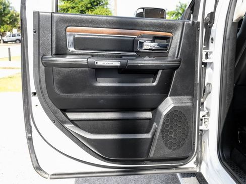 Used 2015 RAM 1500 Laramie w/ Convenience Group AWD/4WD image 57