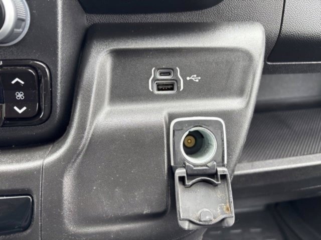 Used 2023 RAM ProMaster 2500 FWD image 30