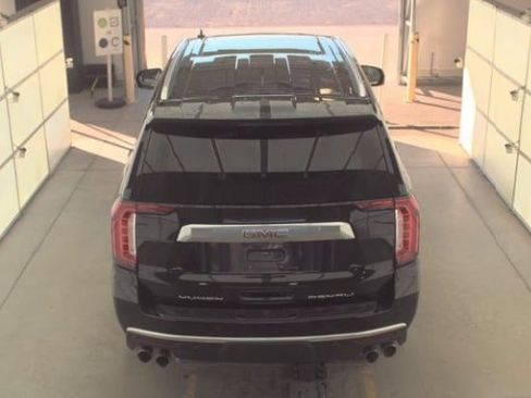 Used 2023 GMC Yukon Denali image 6