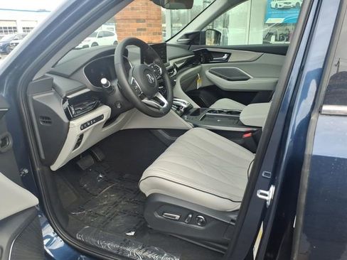 New 2026 Acura MDX w/ Advance Package image 2