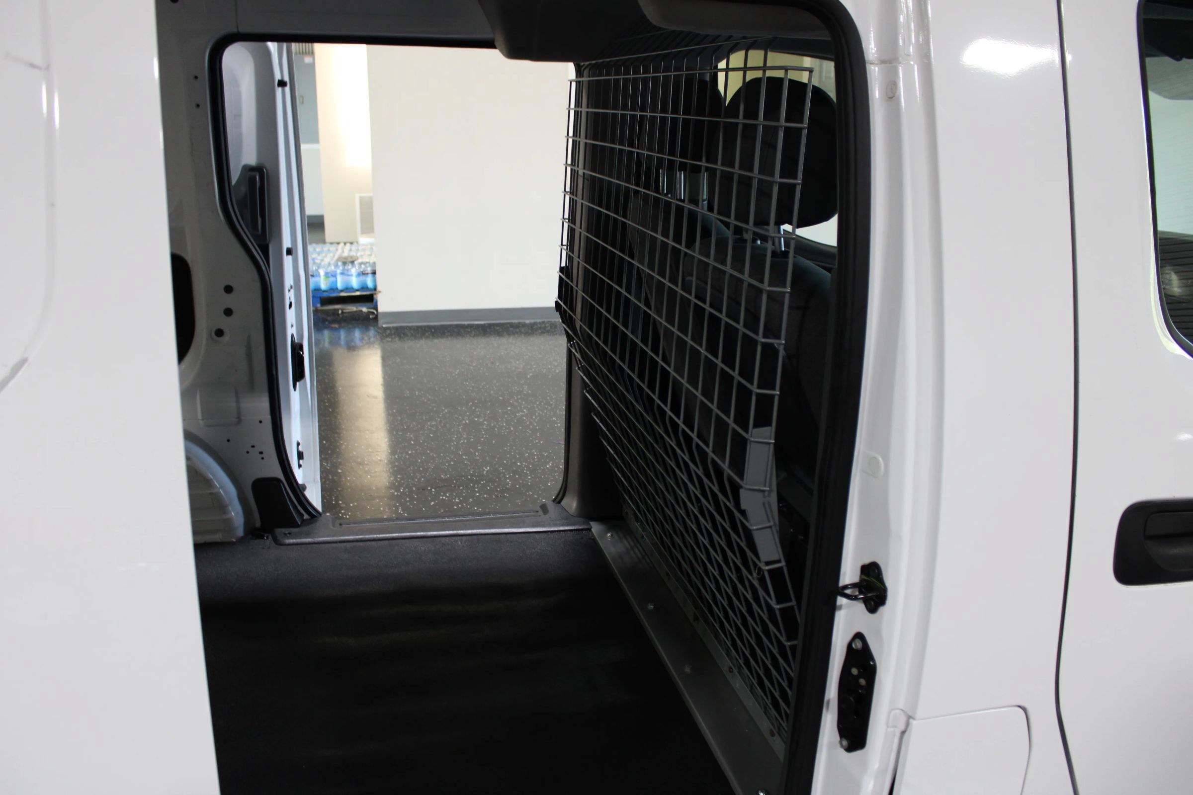 Used 2019 Nissan NV200 SV FWD image 28